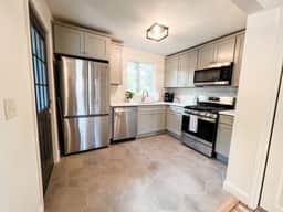 Sweet Homewood Alabama! 2 Bed Townhome near SOHO